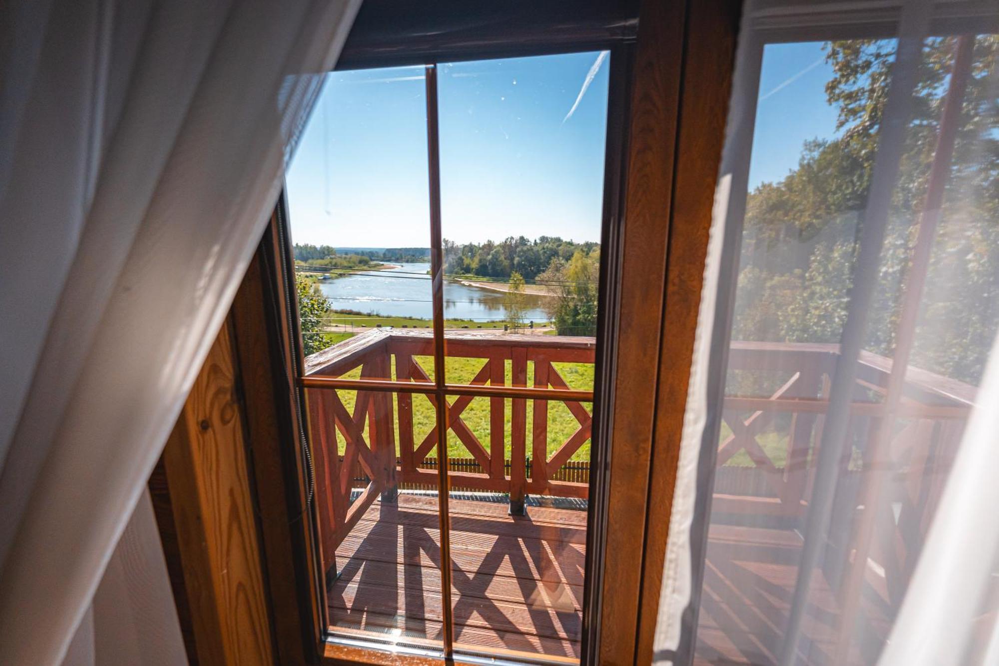 Bug Na Skarpie - Domek Wypoczynkowy Z Jacuzzi I Kominkiem Drohiczyn Exterior foto